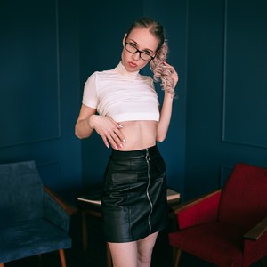 Amy__Holt naked before webcam in live video chat