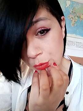 Bea88 naked stripping on cam for live sex video chat