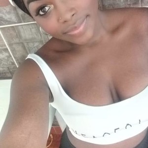 Canelakush naked before webcam in live video chat