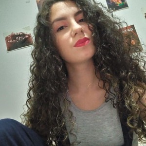 Carolin_sweet naked before webcam in live video chat