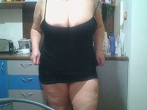charmingcarla@xh naked stripping on cam for live sex video chat