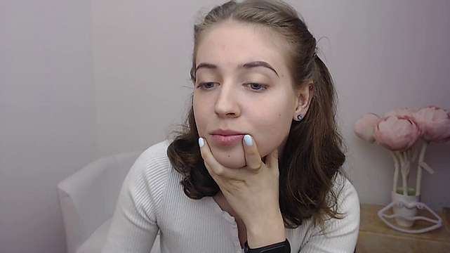 Crystal-Amy naked stripping on cam for live sex video chat