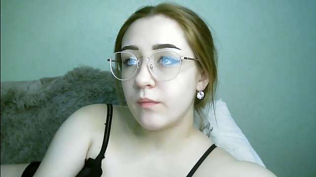 emily_wilson_1 naked stripping on cam for live sex video chat
