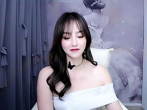 Fashion_Zoe naked stripping on cam for live sex video chat