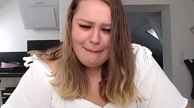 fatASSteen naked stripping on cam for live sex video chat