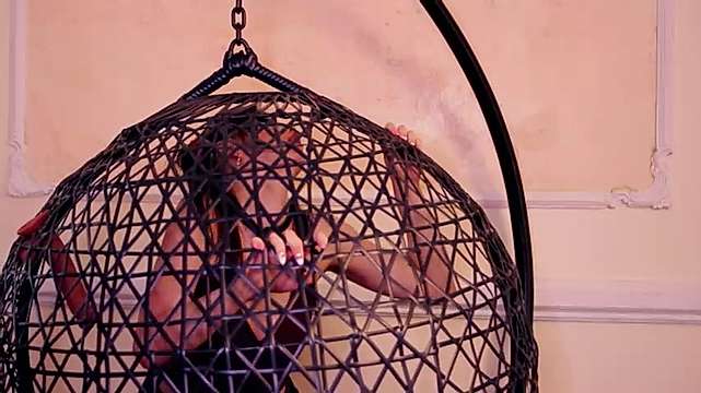 Honeygirl_ naked stripping on cam for live sex video chat