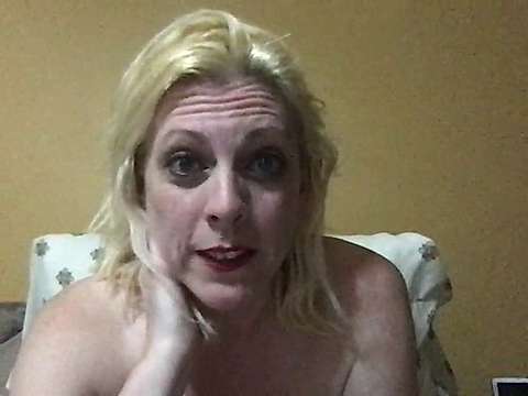 Jennyisawhoreforyou naked stripping on cam for live sex video chat