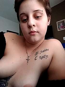 jess_razz_XX naked stripping on cam for live sex video chat