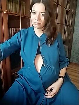 KayiGerda naked stripping on cam for live sex video chat