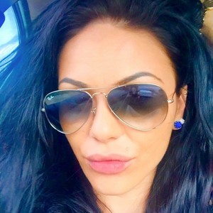 Miss_Milenna naked before webcam in live video chat