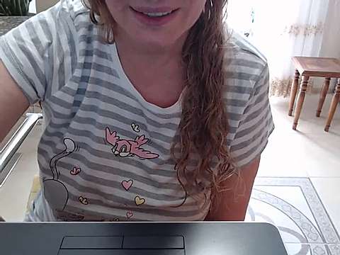 Mona_Lisa_ naked stripping on cam for live sex video chat