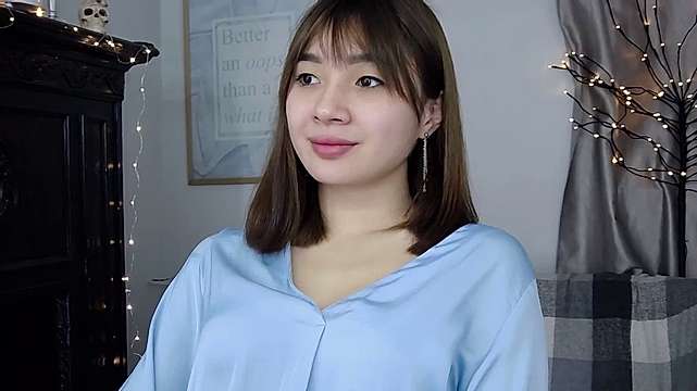 Moni_Knows naked stripping on cam for live sex video chat