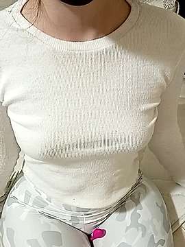 Nadelyat naked stripping on cam for live sex video chat