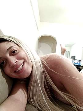 NathFox naked stripping on cam for live sex video chat