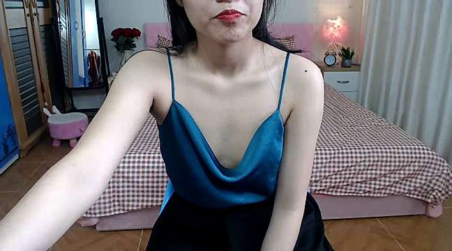 Naughty_Girl96 naked stripping on cam for live sex video chat