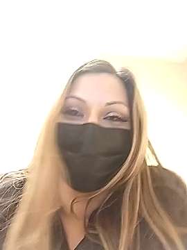 NaughtyCandygirl naked stripping on cam for live sex video chat