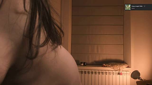 OohBunny naked stripping on cam for live sex video chat