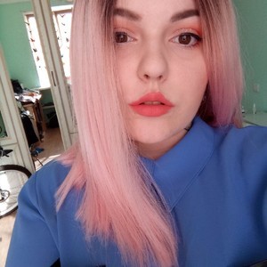 Ori_bbw naked before webcam in live video chat