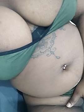 Perla_Sweet19 naked stripping on cam for live sex video chat