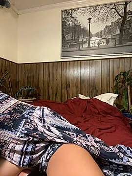 pixieandsilvio naked stripping on cam for live sex video chat
