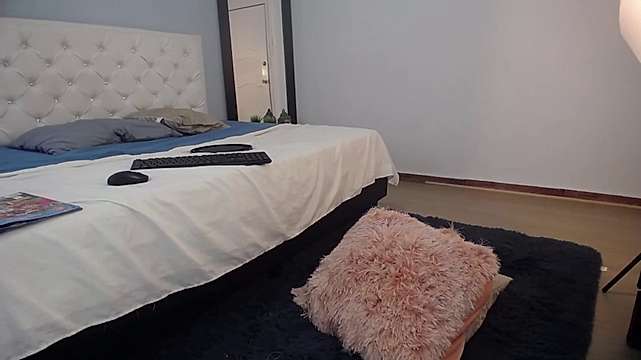 TARA_REMY naked stripping on cam for live sex video chat