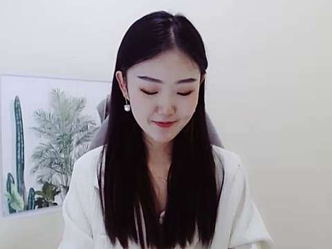 Vna_175cm naked stripping on cam for live sex video chat