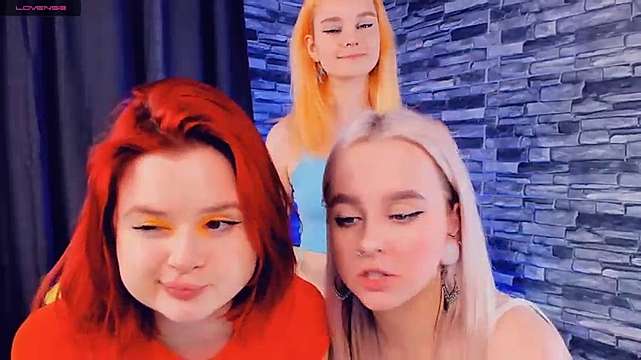 WendyCarey naked stripping on cam for live sex video chat