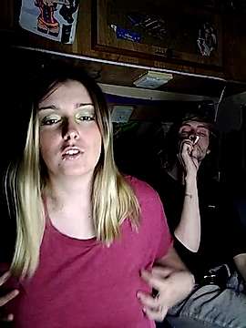 BubblesGotCake naked stripping on cam for live sex video chat