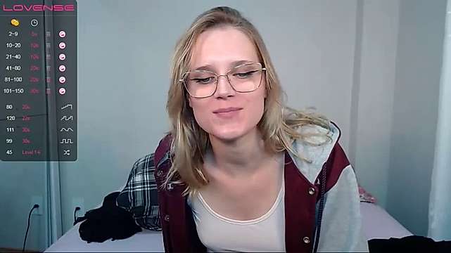 Lovely_Emilly naked stripping on cam for live sex video chat