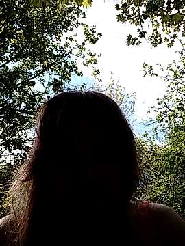 Suzanne_me naked stripping on cam for live sex video chat