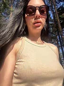 Brazzers_residents naked stripping on cam for live sex video chat