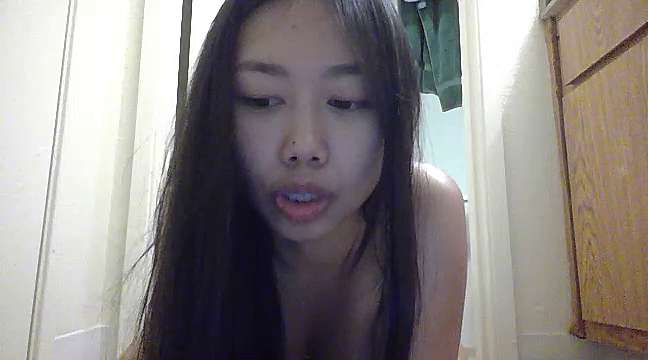 j___2711 naked stripping on cam for live sex video chat
