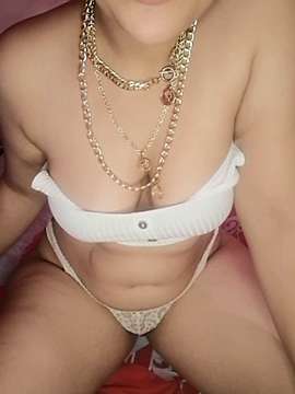 Mia-Khalifa2 naked stripping on cam for live sex video chat