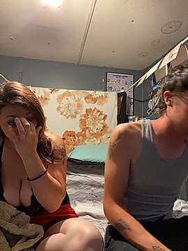 benboyisbig naked stripping on cam for live sex video chat