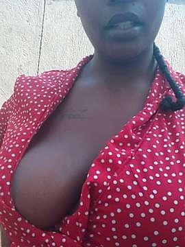 YOURSUNSHINE69 naked stripping on cam for live sex video chat