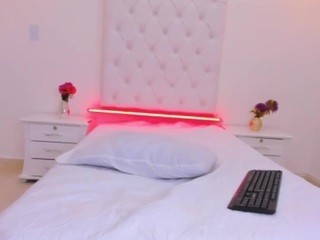 Crystal-moonxx nude on adult cam in her Live Porn Chat
