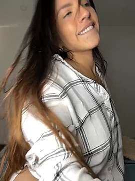 BabyRebeLoves naked stripping on cam for live sex video chat