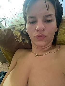 Evelyn_Smile naked stripping on cam for live sex video chat