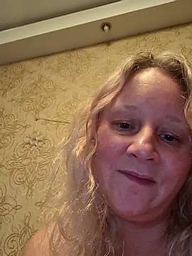 Janahotty naked stripping on cam for live sex video chat