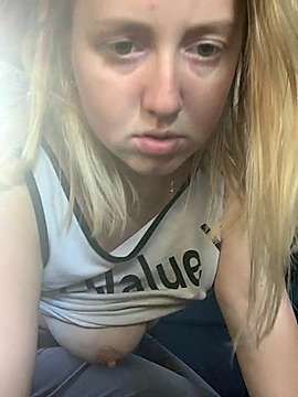 Jessy_Rossy naked stripping on cam for live sex video chat