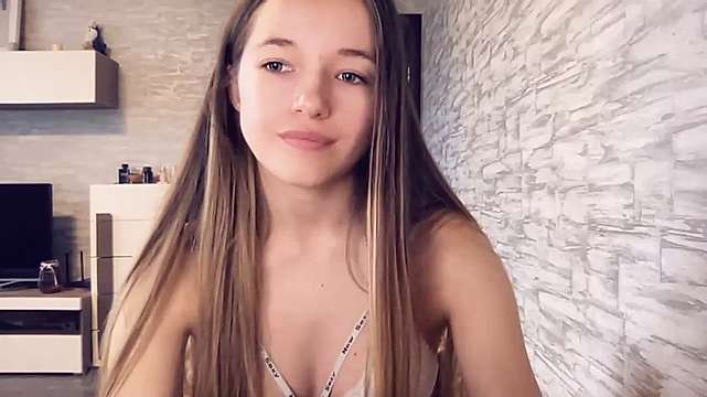 Love_Sonya naked stripping on cam for live sex video chat