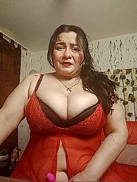 luciana_bigtits_ naked stripping on cam for live sex video chat