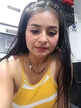 oriana__zoe naked stripping on cam for live sex video chat