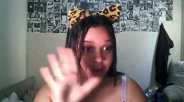 peitudinha69 naked stripping on cam for live sex video chat