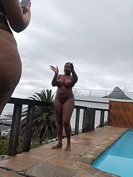 XolisileM naked stripping on cam for live sex video chat
