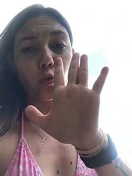 Denisse- naked stripping on cam for live sex video chat