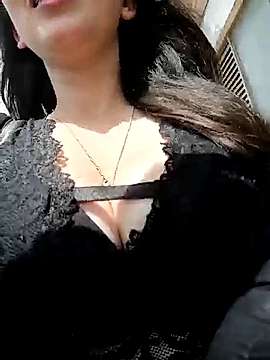 Katy_A naked stripping on cam for live sex video chat