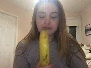 reikara naked stripping on cam for live sex video chat