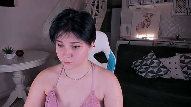 AshleyLyan naked stripping on cam for live sex video chat