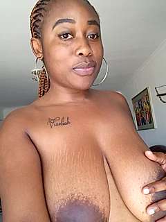 BlackDiamondVee naked stripping on cam for live sex video chat